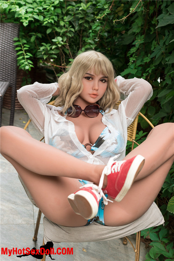 Savannah 158cm | 5'2" G CUP