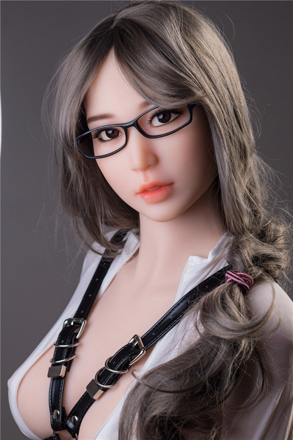 Aria 163cm | 5' 4" C CUP