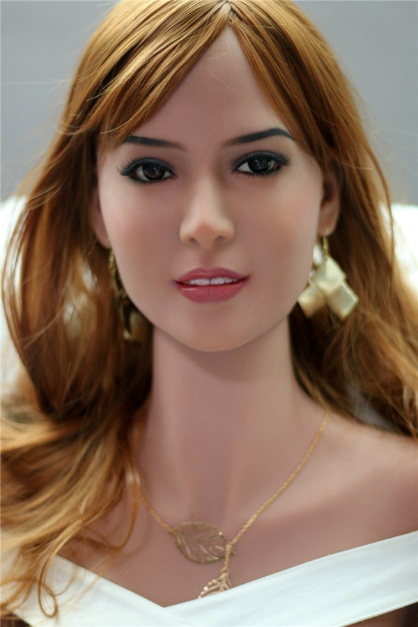 Lesley 5' 4"| 165 CM D CUP