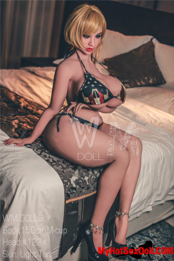 Avery 150cm | 4'9" M CUP