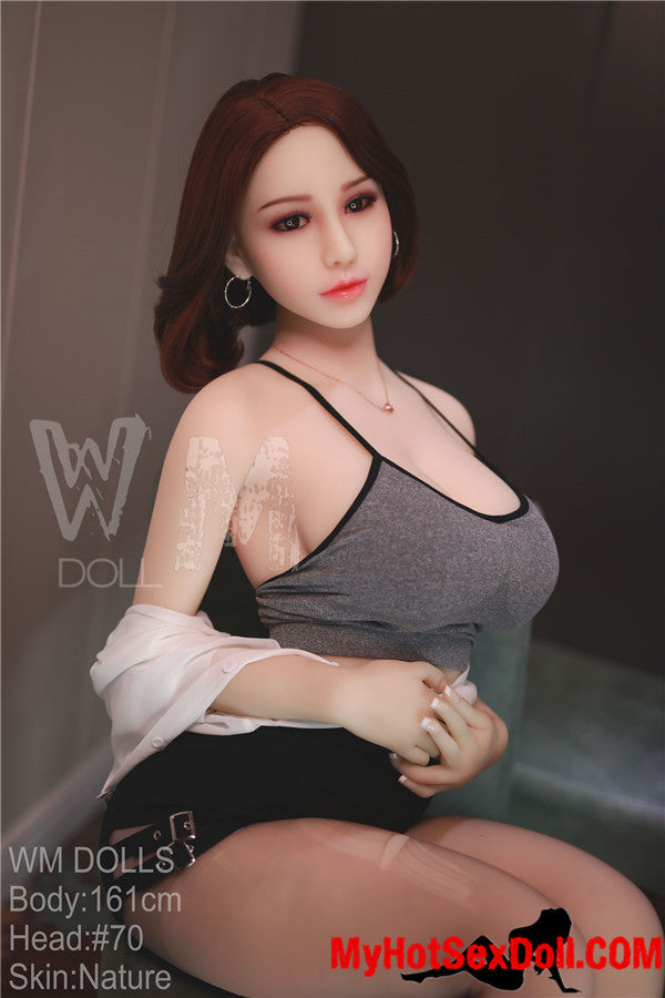 Molly 161cm | 5'2" G CUP