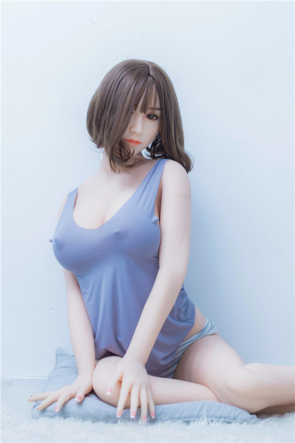 Gena 168cm | 5'5" E CUP