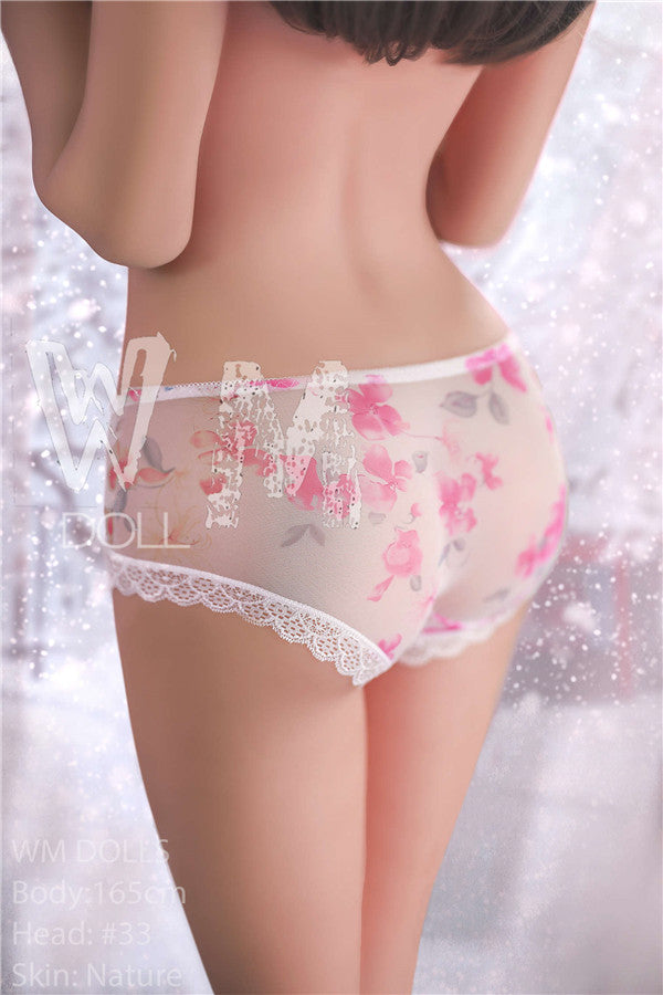 Christel 5' 4"| 165cm D CUP