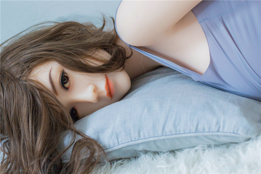 Gena 168cm | 5'5" E CUP