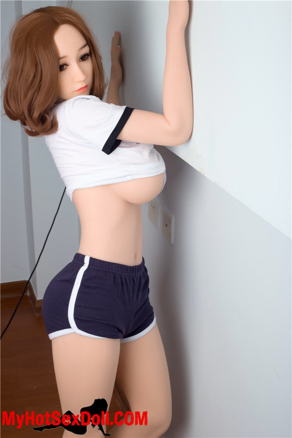 Kristina 161cm | 5'2" G CUP