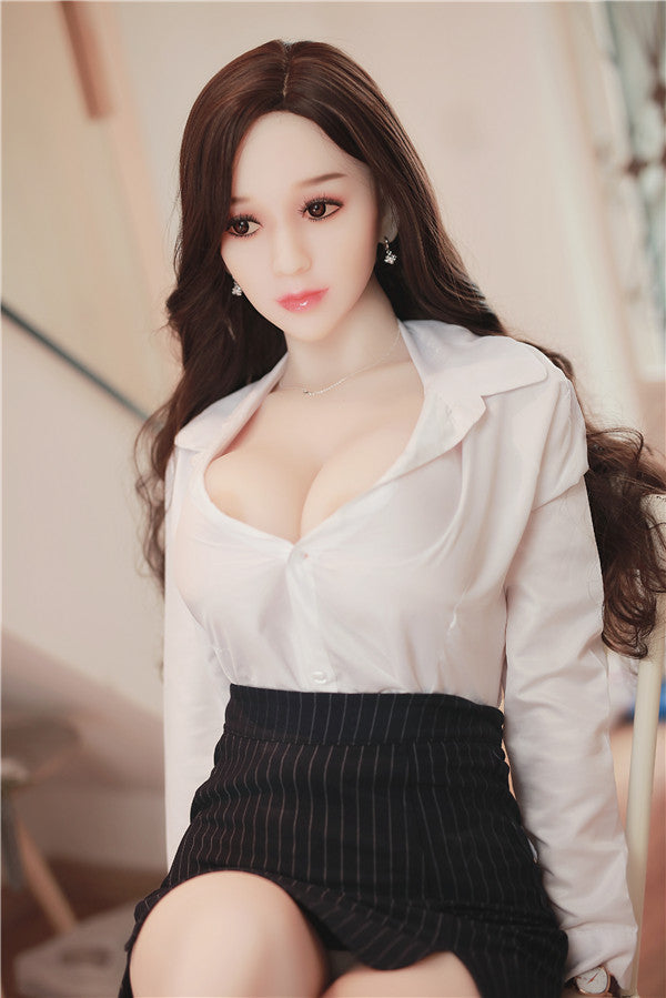 Yara 168cm | 5'5" E CUP