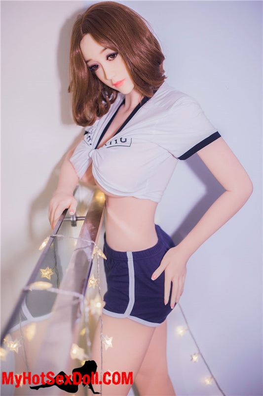 Kristina 161cm | 5'2" G CUP