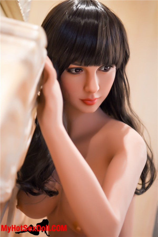 Tanya 158cm | 5'2" D CUP