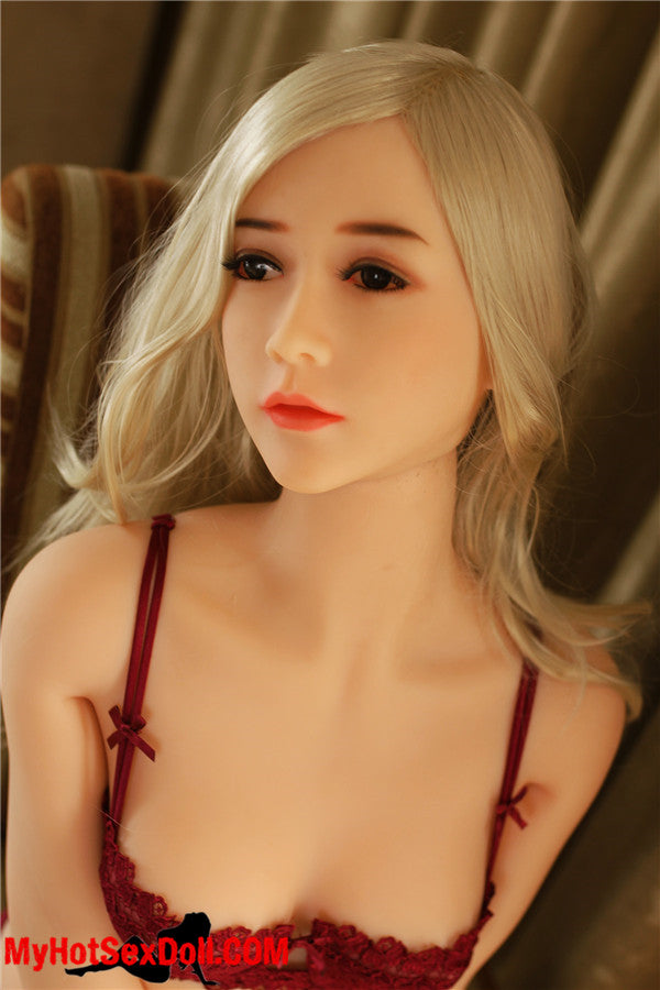 Kinsley 153cm | 5'0" B CUP