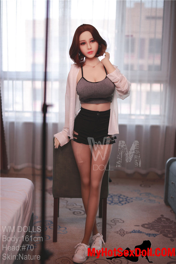 Molly 161cm | 5'2" G CUP