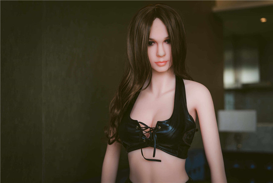 Olivia 163cm | 5' 4" C CUP