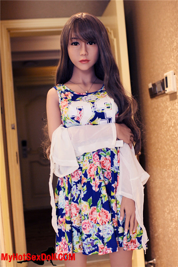 Cora 156cm | 5'1" C CUP