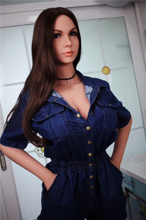 Tanja 168cm | 5'5" E CUP