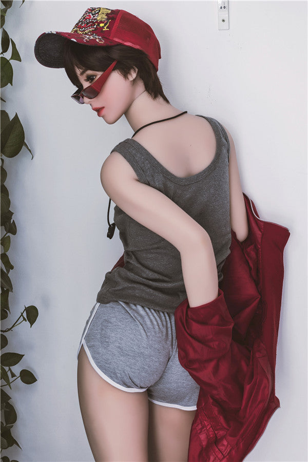 Malika 166cm | 5'4" B CUP