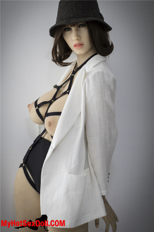 Flora 170cm | 5'6" H CUP