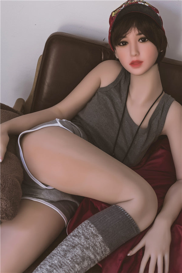 Malika 166cm | 5'4" B CUP