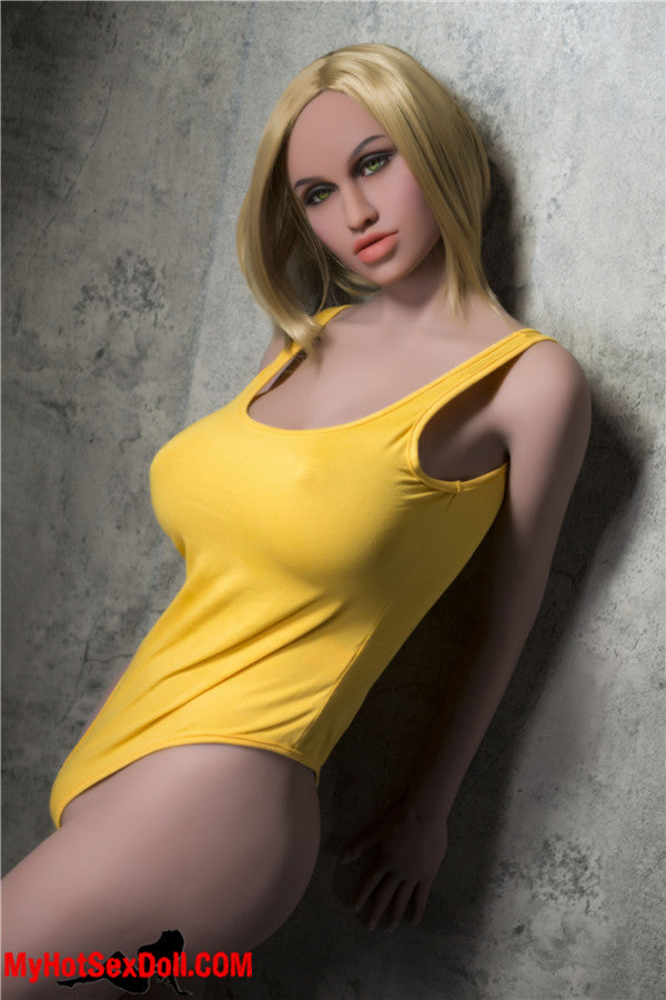 Federica 172cm | 5'6" G CUP