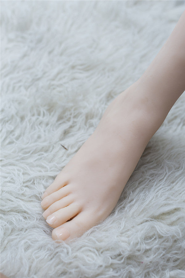 Malikah 168cm | 5'5" E CUP