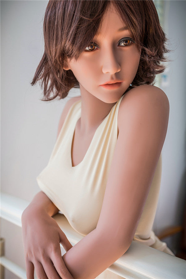 Harper 163cm | 5' 4" C CUP